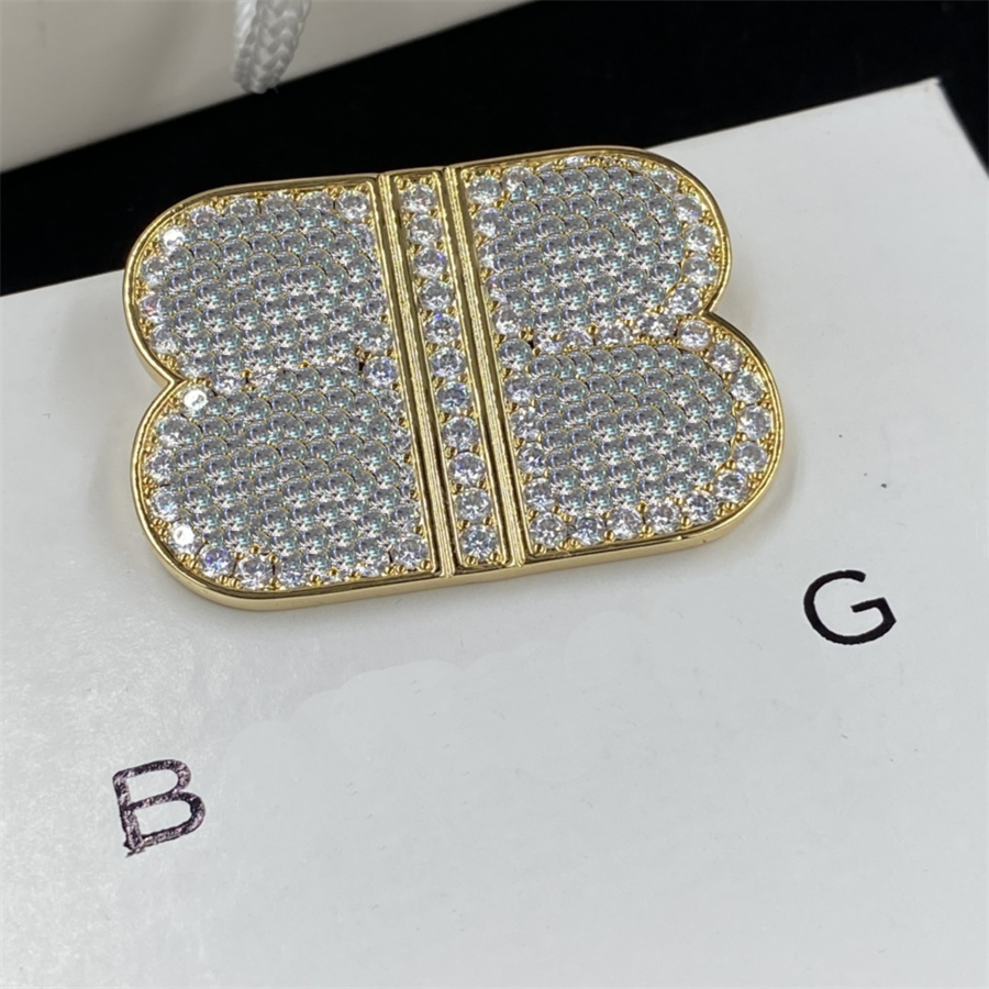 Designer Womens Jewelry Brooches With Full Diamonds Fashion Brand Women Bb Brooches Wedding Jewelrys Pins Brooch 2022
Designer Womens Jewelry Brooches With Full Diamonds Fashion Brand Women Bb Brooches Wedding Jewelrys Pins Brooch 2022