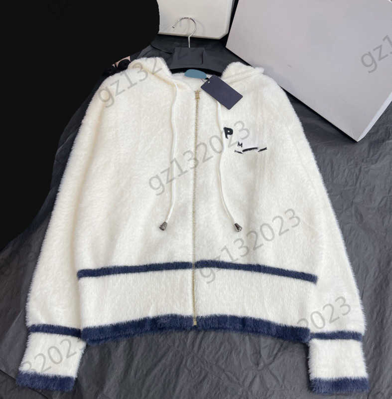 Cardigans Womens Sweaters Chest Logo Embroidery Contrasting Colors Stripe Hooded Knitted Cardigan Zipper Flap Profile Warm Knitwear Women Clothing 1970, 12
Cardigans Womens Sweaters Chest Logo Embroidery Contrasting Colors Stripe Hooded Knitted Cardigan Zipper Flap Profile Warm Knitwear Women Clothing 1970, 12
