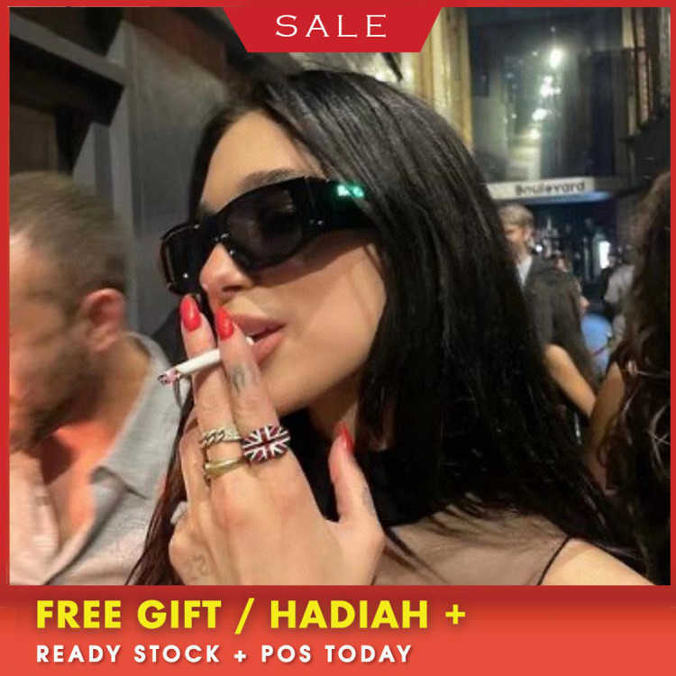 Luxury Designer vintage brand Sunglasses uv400 high quality women P New Fashion Letters Color Plain Sunglass Star Male Bb0100
Luxury Designer vintage brand Sunglasses uv400 high quality women P New Fashion Letters Color Plain Sunglass Star Male Bb0100