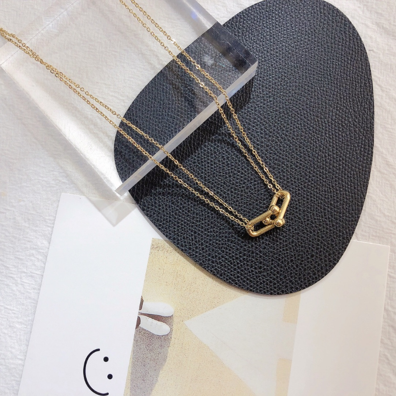New Style Europe America Fashion Women Design Necklaces 18K Gold Plated Stainless Steel Necklace Choker Chain Letter Pendant Wedding Jewelry X343
New Style Europe America Fashion Women Design Necklaces 18K Gold Plated Stainless Steel Necklace Choker Chain Letter Pendant Wedding Jewelry X343