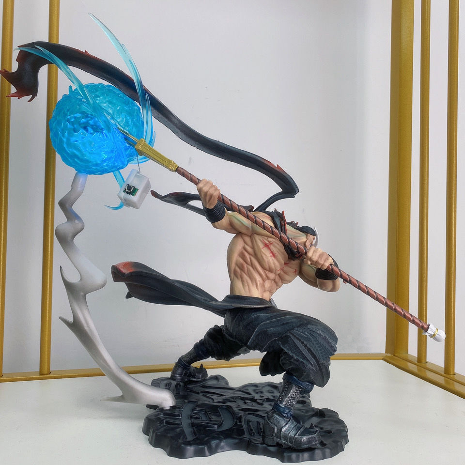 Novelty Games One Piece White Beard 30cm Large Figure Edward Newgate Edward Pirates Action Pvc Scultures With Light Collection Team Model