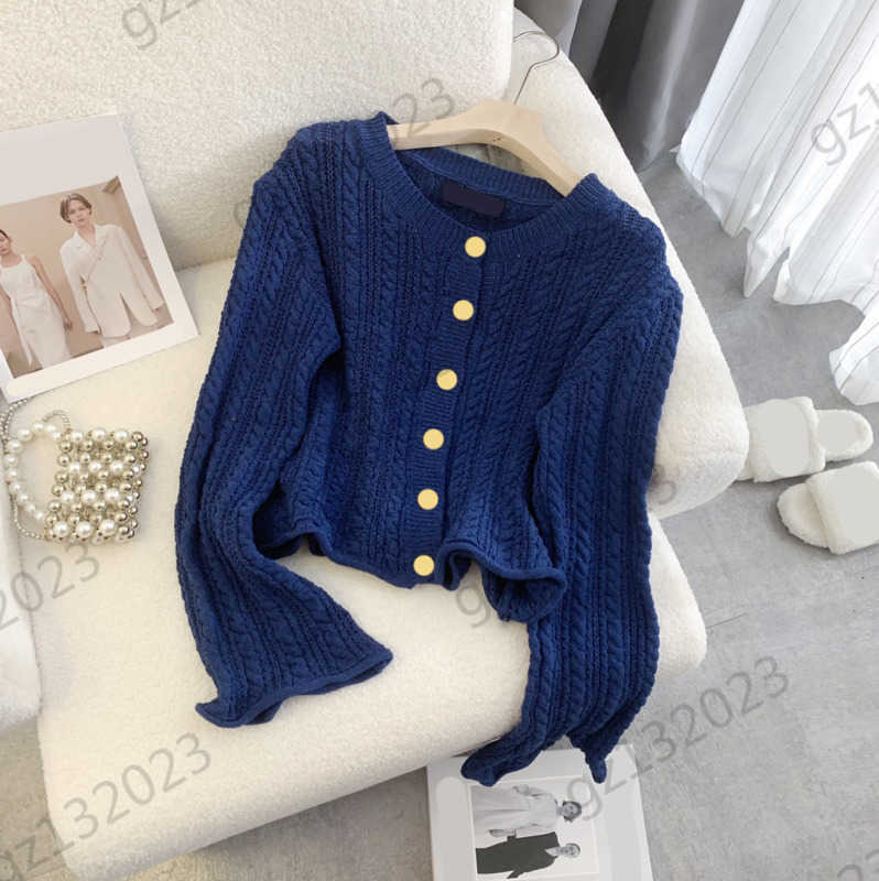 Womens Sweaters Twist Striped Decorative Thread Crewneck Custom Button Knitted Cardigan Flared Long-sleeved Fashion Slim Knitwear Women Clothing 1970
Womens Sweaters Twist Striped Decorative Thread Crewneck Custom Button Knitted Cardigan Flared Long-sleeved Fashion Slim Knitwear Women Clothing 1970