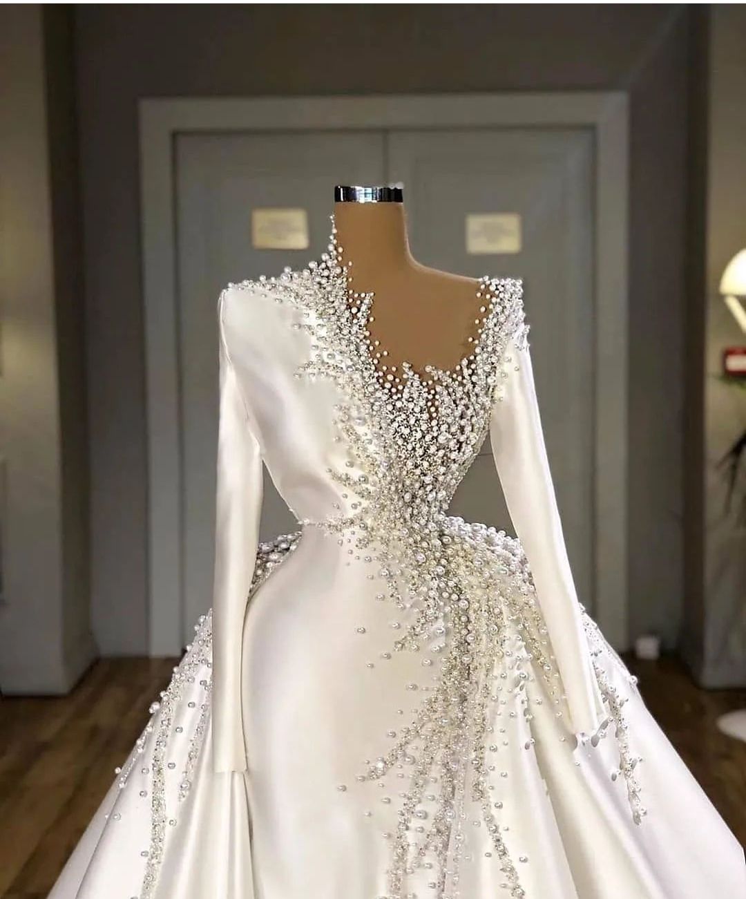 Exquisite Mermaid Dresses Long Satin Appliqued Pearls Beaded Sweep Detachable Train Boho Elegant Wedding Dress Bridal Gowns Sleeves abiti da sposa