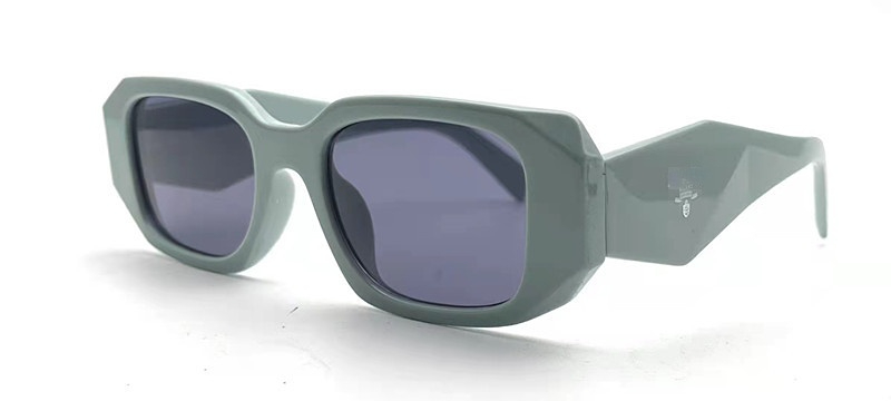 Designer Small Square European and American Sunglasses Women Trendy Unique Sunglasses Men
Designer Small Square European and American Sunglasses Women Trendy Unique Sunglasses Men