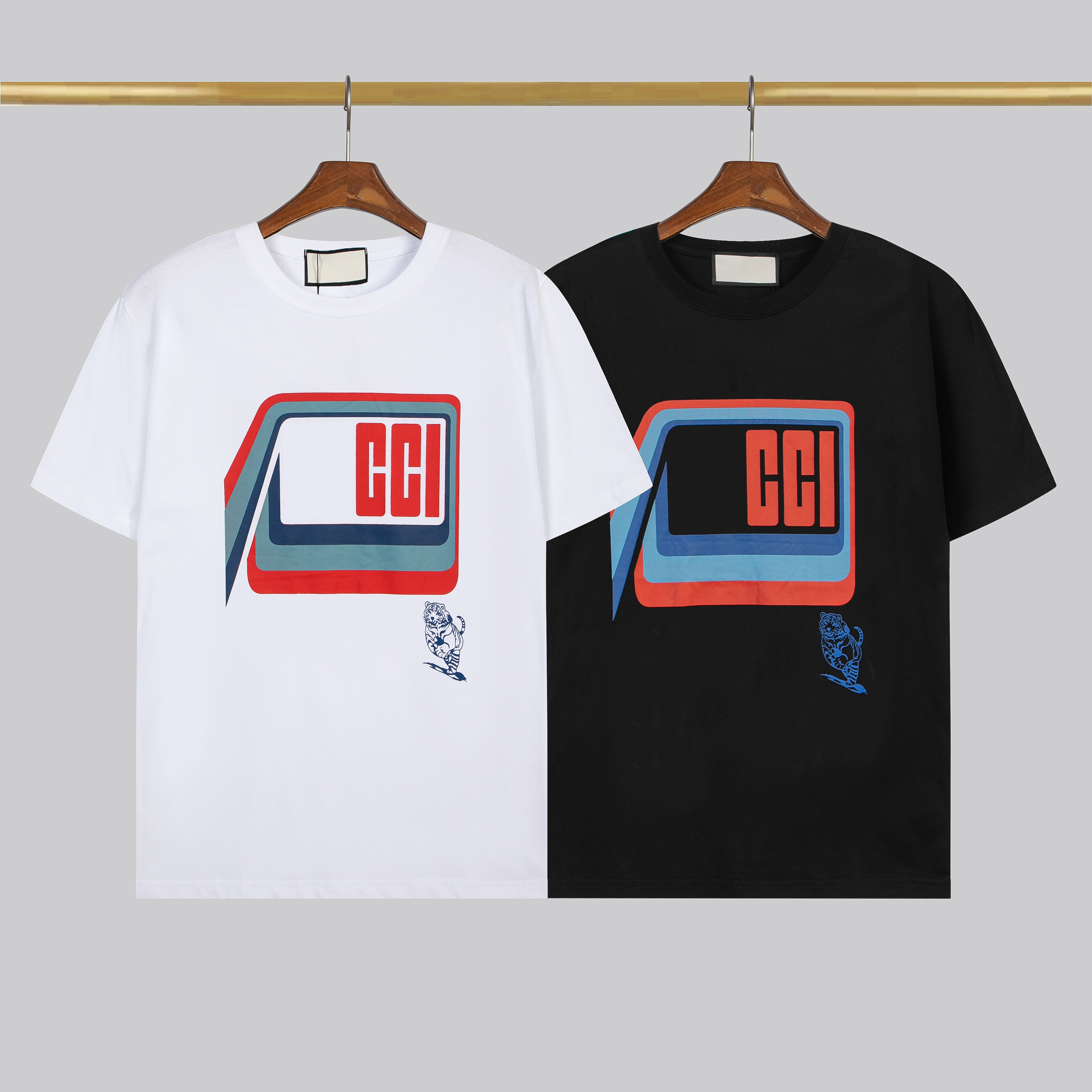2023 Mens design T-shirt Spring Summer Color Sleeves Tees Vacation Short Sleeve Casual Letters Printing Tops Size range
2023 Mens design T-shirt Spring Summer Color Sleeves Tees Vacation Short Sleeve Casual Letters Printing Tops Size range