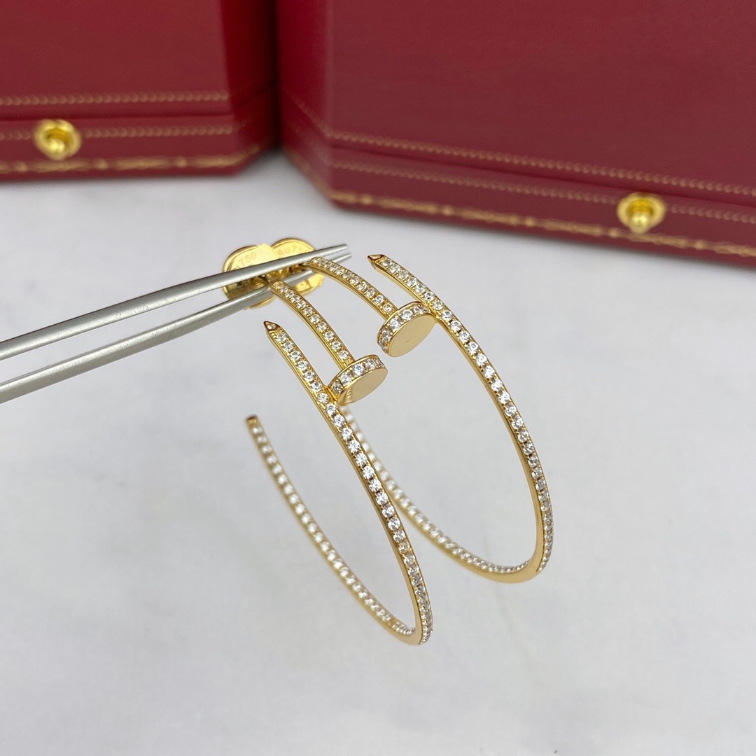 Fine nail earring 925 silver hollow tube inlaid diamond stud for women earrings 18K stud gilded studs Counter quality with box diamonds anniversary gift 002
Fine nail earring 925 silver hollow tube inlaid diamond stud for women earrings 18K stud gilded studs Counter quality with box diamonds anniversary gift 002