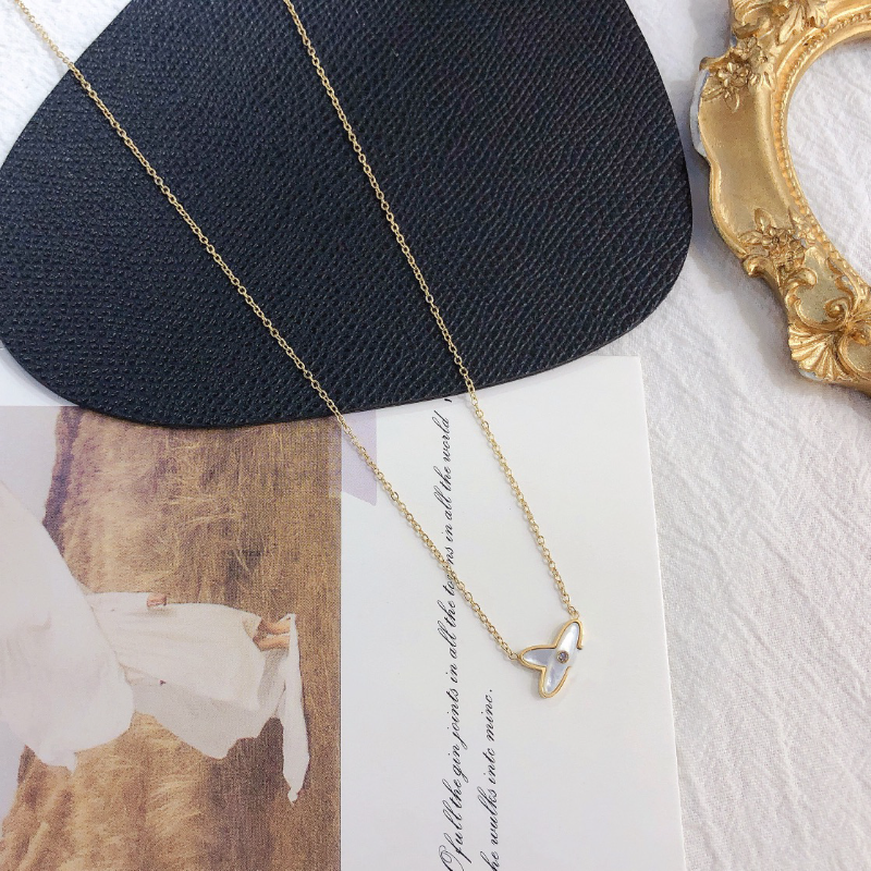 Luxury Designer Necklaces Choker Chains 18K Gold Plated Stainless Steel Necklaces Pendant Fashion Women Wedding Gift Jewelry Accessories X344
Luxury Designer Necklaces Choker Chains 18K Gold Plated Stainless Steel Necklaces Pendant Fashion Women Wedding Gift Jewelry Accessories X344
