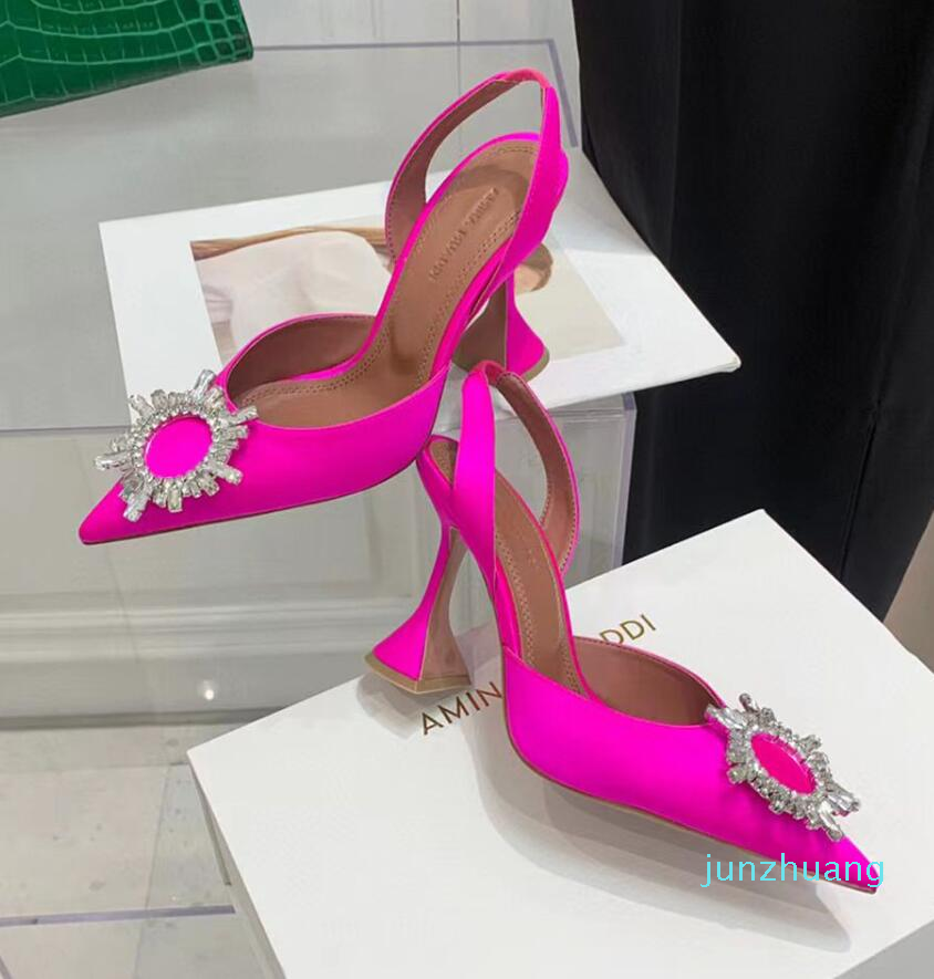 Amina muaddi Dress Shoes sandals Satin pointed slingbacks Bowtie pumps Crystal-sunflower high heeled shoe10cm Women's Luxury 66 Party, 15#
Amina muaddi Dress Shoes sandals Satin pointed slingbacks Bowtie pumps Crystal-sunflower high heeled shoe10cm Women's Luxury 66 Party, 15#