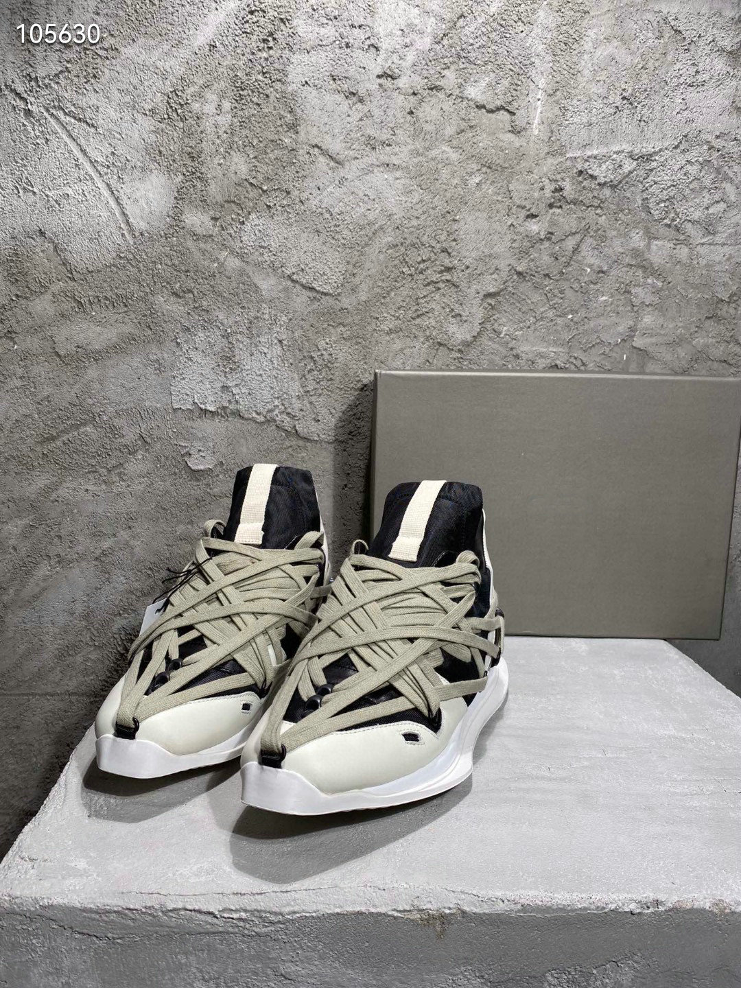 20234502 Quality New Fashion Space Shoes Men Women Designer Casual Shoes UNICORN cotton Metaverse Sneakers Trainers Runner Outdoor Sport Shoe 34-45#, White
20234502 Quality New Fashion Space Shoes Men Women Designer Casual Shoes UNICORN cotton Metaverse Sneakers Trainers Runner Outdoor Sport Shoe 34-45#, White
