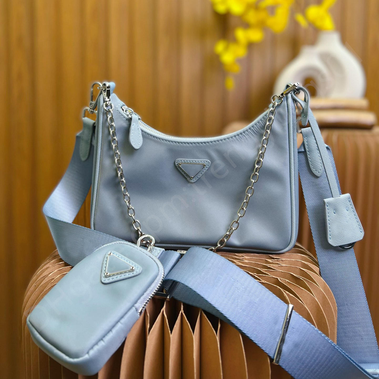 Two-piece set saddles bag Metal Chains Business simple versatile Casual The Tote Bag luxuries designers women bags shoulder womens handbags, Pink
Two-piece set saddles bag Metal Chains Business simple versatile Casual The Tote Bag luxuries designers women bags shoulder womens handbags, Pink
