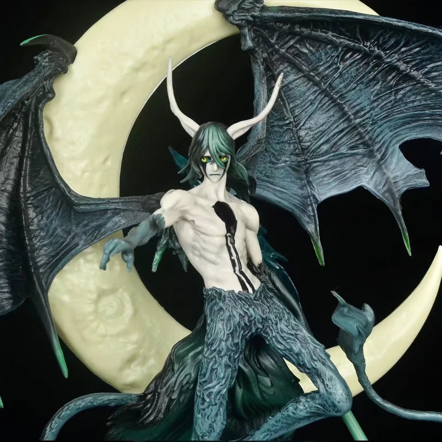 Novelty Games Large Figure With Light Anime Bleach Ulquiorra Cifer Figurine With Wings Black Pearl Model 40cm Toys Birthday Gift Collection