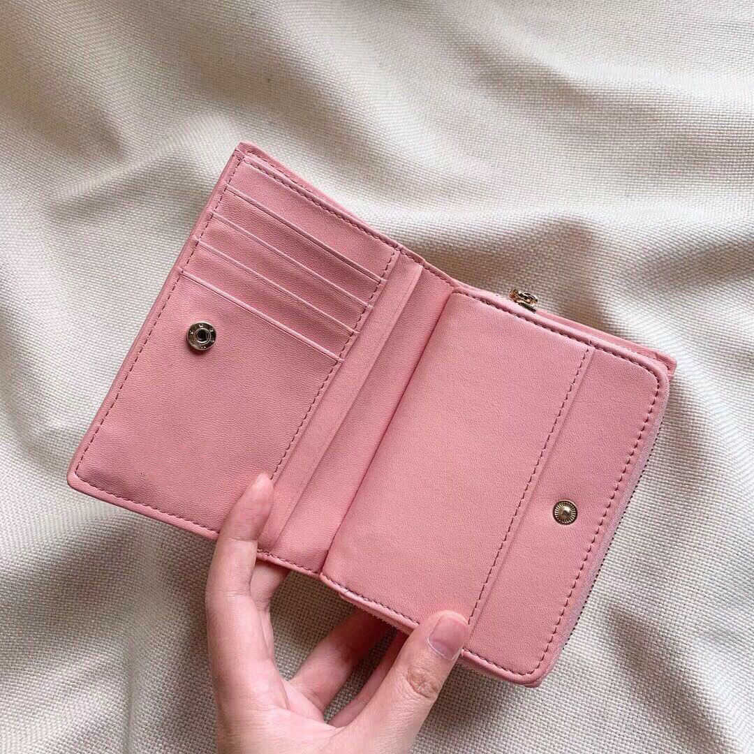 Brand Designer Brand Wallets Card Bag 2023 the Latest Women's Fashion Texture Purse Multi-function Portable Everything Purse Factory Direct Sales, Pink
Brand Designer Brand Wallets Card Bag 2023 the Latest Women's Fashion Texture Purse Multi-function Portable Everything Purse Factory Direct Sales, Pink
