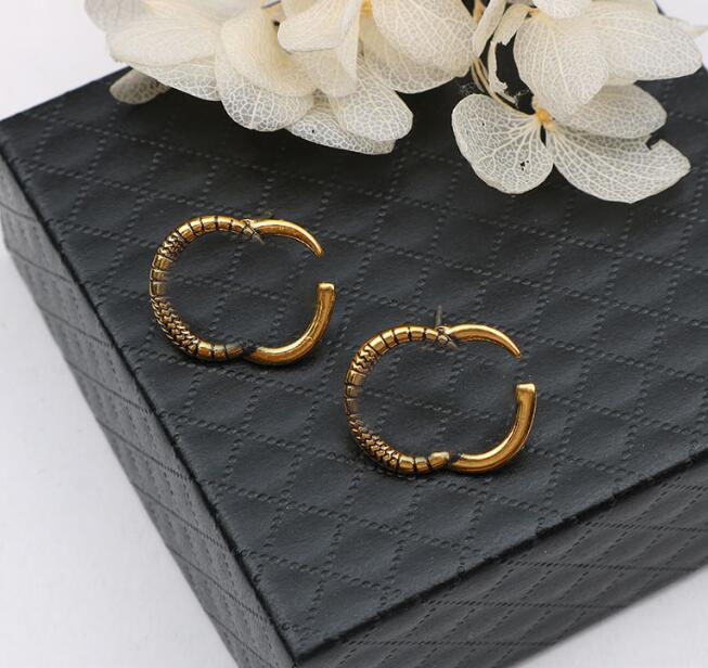 20color 18K Gold Plated Luxury Designers G Letters Stud Geometric Women 925 Silver Crystal Rhinestone Earring Wedding Party Jewerlry
20color 18K Gold Plated Luxury Designers G Letters Stud Geometric Women 925 Silver Crystal Rhinestone Earring Wedding Party Jewerlry