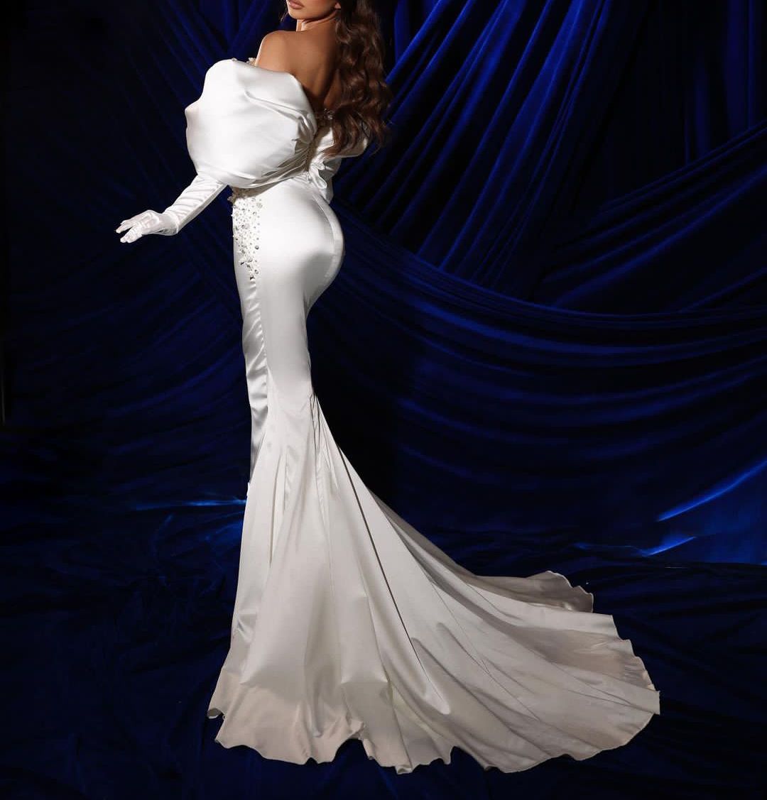 Stylish Mermaid Prom Dresses Long Sleeves V Neck Appliques Sequins Beaded Satin Bow Knot Floor Length Pearls Diamonds Evening Formal Dresses Plus Size