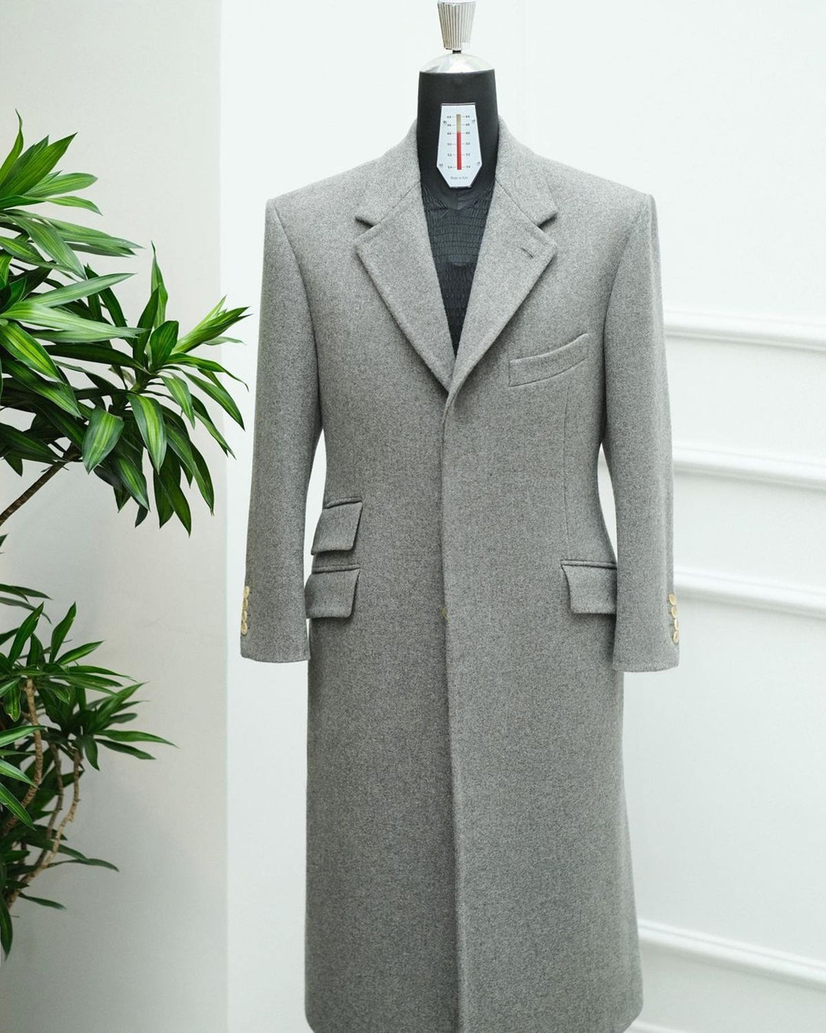 One Piece Handsome Wedding Tuxedos Men Suit Woolen Coat Four Outer Pockets Modern Formal Customized Business Suit Back Vent Hidden Button Casual Autum