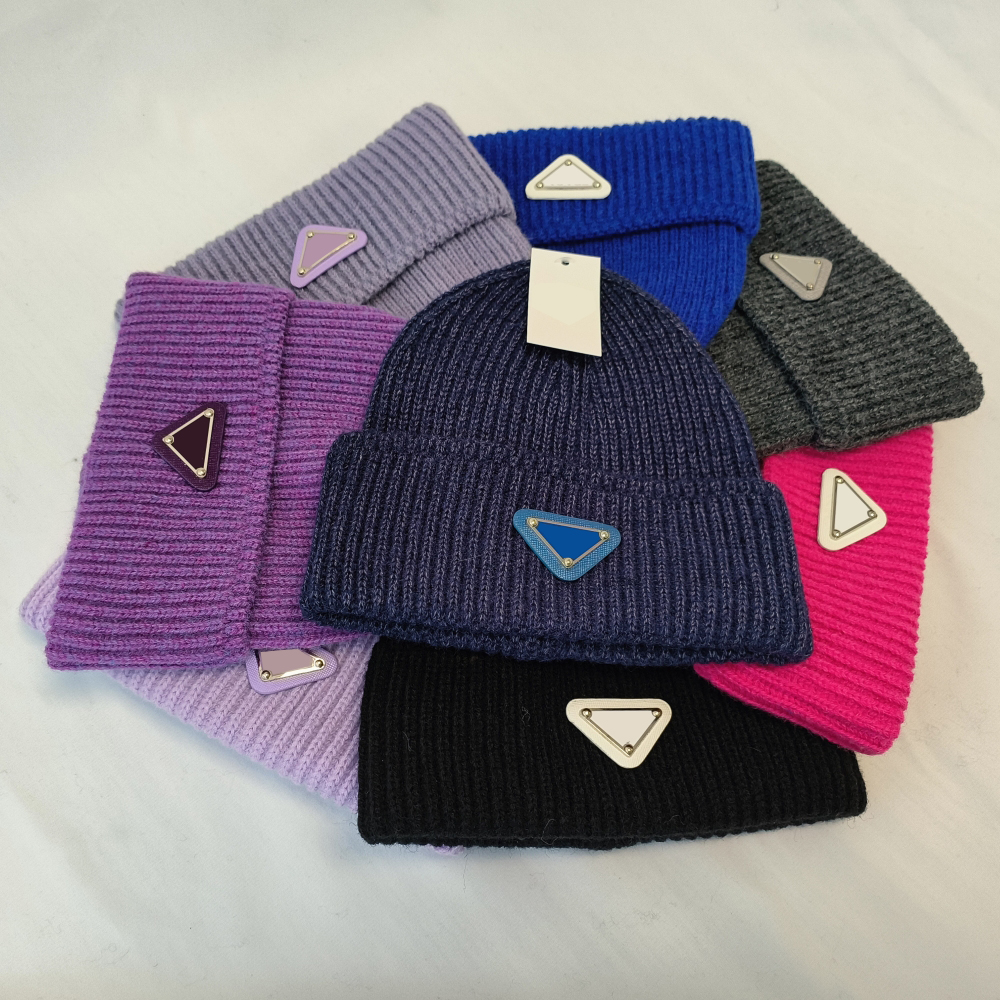 Beanie cap for men Designer winter hats pink women casual outdoor fashion classic design geometry velvet cap korea warm autumn
Beanie cap for men Designer winter hats pink women casual outdoor fashion classic design geometry velvet cap korea warm autumn