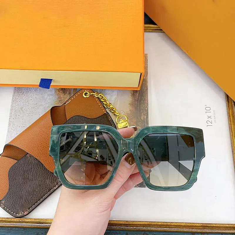 Cyclone sunglasses luxury Designer eco eyewear Womens Fashion Large Frame Square mens Oversized Glasses sunglasses Vintage woman eyeglass Z2188 Z1790 Z1736
Cyclone sunglasses luxury Designer eco eyewear Womens Fashion Large Frame Square mens Oversized Glasses sunglasses Vintage woman eyeglass Z2188 Z1790 Z1736