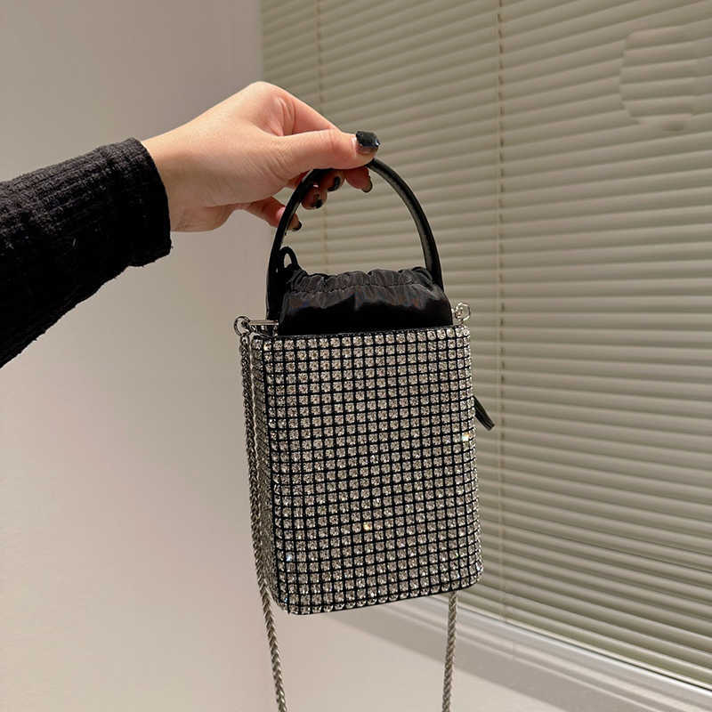 wan Designer Bag Totes Sparkling The Tote Bag Women Wang Black Purse Handbag Quality Diamonds Luxury Shoulder Bags Lady Chain Handbags Crossbody Bags Wallet 221223
wan Designer Bag Totes Sparkling The Tote Bag Women Wang Black Purse Handbag Quality Diamonds Luxury Shoulder Bags Lady Chain Handbags Crossbody Bags Wallet 221223