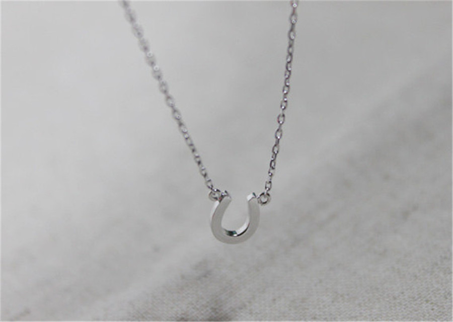 Lucky Horseshoe Necklace Horse Shoe Hoof Paw Necklaces Cute Letter Alphabet Initial U Shape Necklace Small Simple Jewelry