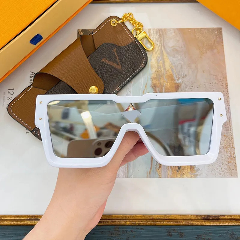 Cyclone luxury Designer sunglasses eco eyewear Womens Fashion Large Frame Square mens Oversized Glasses sunglasses Vintage woman eyeglass Z2188 Z1790
Cyclone luxury Designer sunglasses eco eyewear Womens Fashion Large Frame Square mens Oversized Glasses sunglasses Vintage woman eyeglass Z2188 Z1790