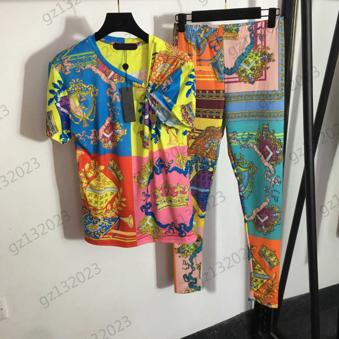 Womens Tracksuit Metal Pins Adorn Crown Prints Crewneck Pullover T-shirt Elastic Breathable Fabric Sports Casual Trousers Women Clothing
Womens Tracksuit Metal Pins Adorn Crown Prints Crewneck Pullover T-shirt Elastic Breathable Fabric Sports Casual Trousers Women Clothing