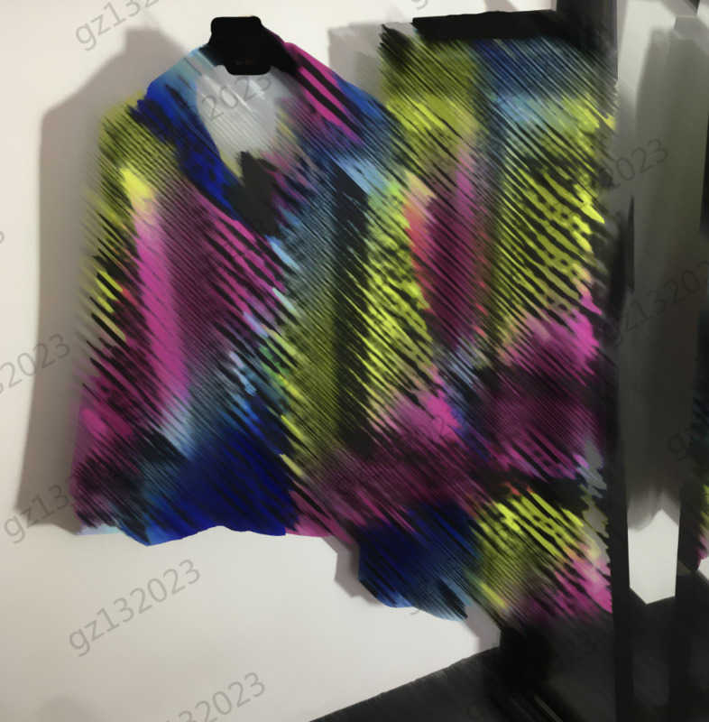 Womens Tracksuit Gradient Color Rainbow Maze Print Lapel Long Sleeve Shirt Elastic High-waisted Wide-leg Casual Pants Fashion Brand Women Clothing 1970
Womens Tracksuit Gradient Color Rainbow Maze Print Lapel Long Sleeve Shirt Elastic High-waisted Wide-leg Casual Pants Fashion Brand Women Clothing 1970
