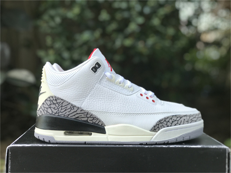 Shoes Air 3 3s White Cement Reimagined DN3707-100 Sports Sneakers trainers Grey Original 7-13
Shoes Air 3 3s White Cement Reimagined DN3707-100 Sports Sneakers trainers Grey Original 7-13