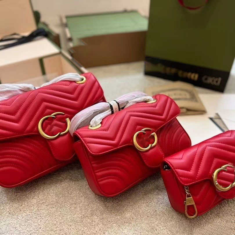 Designer Cucci Marmont Women Luxurys Bags Real Leather Handbags Chain Cosmetic Messenger Shopping Shoulder Bag Totes Caramel Crossbody Bags Red, Black 
Designer Cucci Marmont Women Luxurys Bags Real Leather Handbags Chain Cosmetic Messenger Shopping Shoulder Bag Totes Caramel Crossbody Bags Red, Black