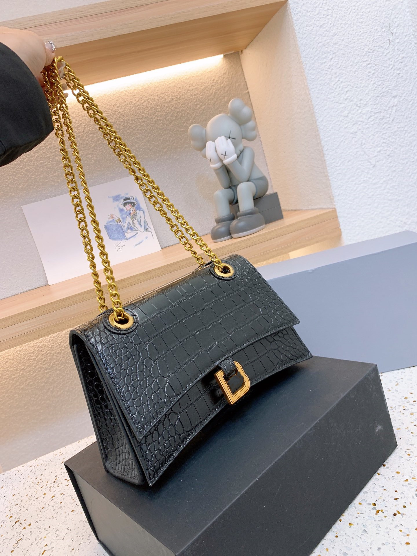hourglass bag spring and summer new brand shoulder shopping bag Designer purse and handbag Women's luxury brand saddles bag, #8
hourglass bag spring and summer new brand shoulder shopping bag Designer purse and handbag Women's luxury brand saddles bag, #8