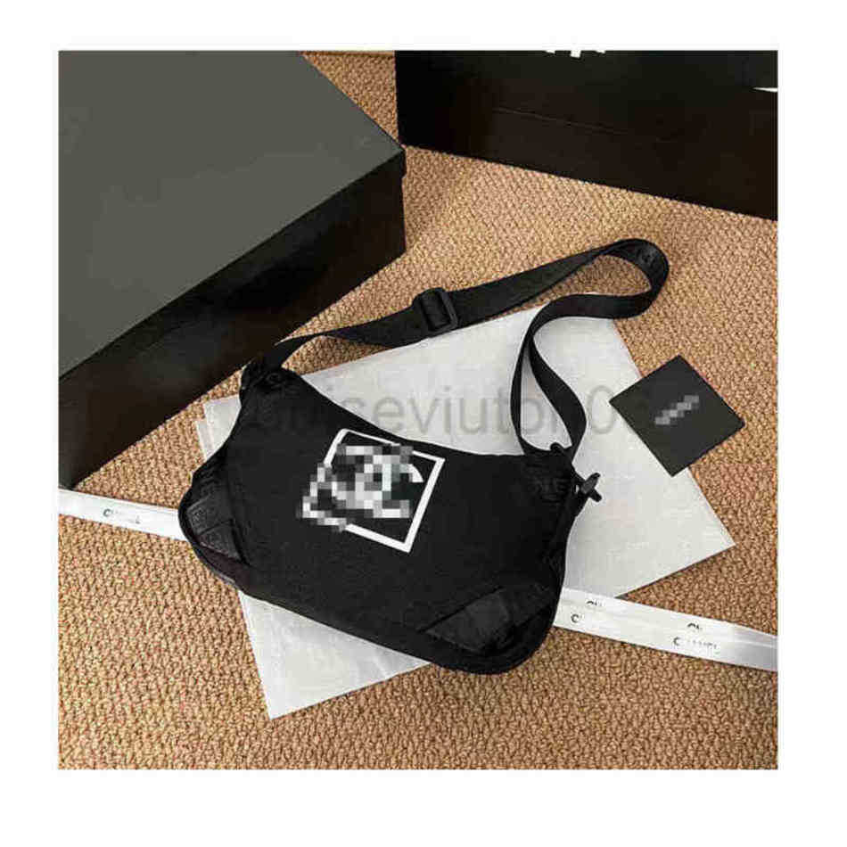 Designer Channel Bag Man Woman Casual Canvas Single Large Capacity Crossbody Bag Women's Fashion Brands Shoulder Messenger Bag L11in W5.11in H9.8in, White
Designer Channel Bag Man Woman Casual Canvas Single Large Capacity Crossbody Bag Women's Fashion Brands Shoulder Messenger Bag L11in W5.11in H9.8in, White