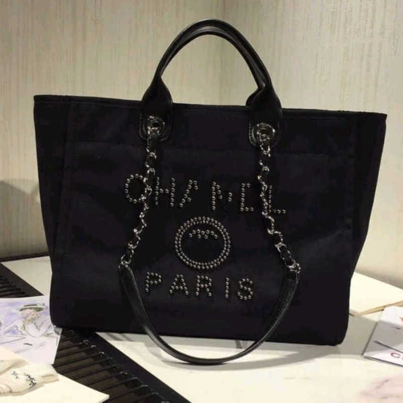 Women's Fashion Luxury Beach Bags Ch Brand Canvas Handbag Designers Classic Female Backpack Large Capacity Evening Bag Small Packs Big Shopping Handbags 21lb
Women's Fashion Luxury Beach Bags Ch Brand Canvas Handbag Designers Classic Female Backpack Large Capacity Evening Bag Small Packs Big Shopping Handbags 21lb