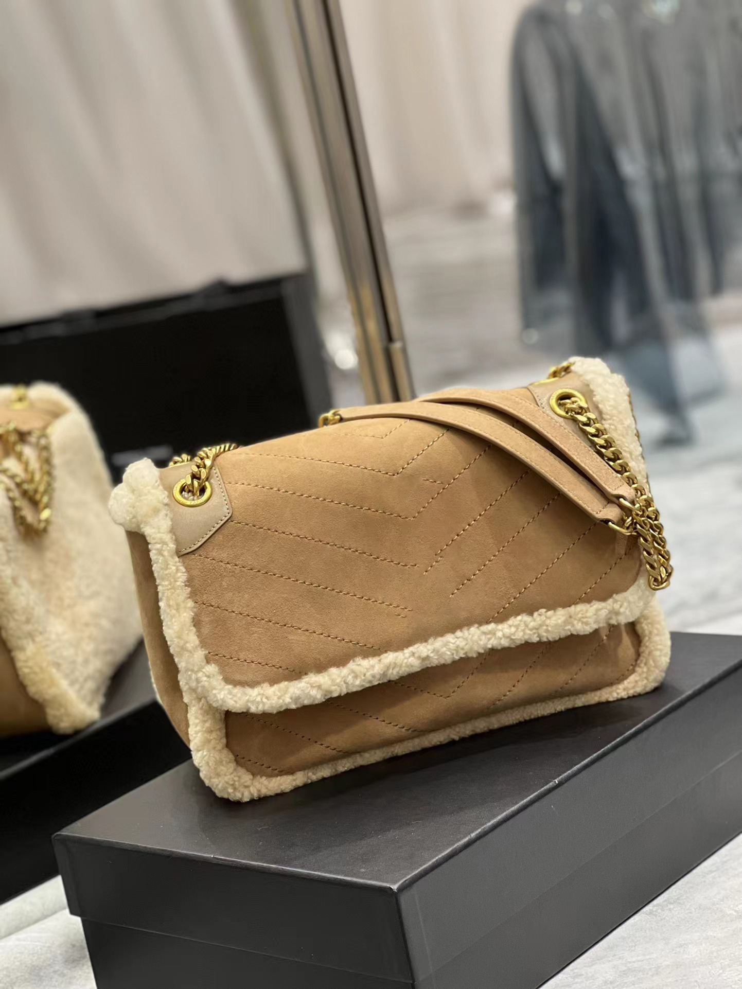 office bags for women Luxury Handbag Shoulder Bags Leather Designers Jacquemu Hand Flap Velvet Bamnino Palm Pattern Tote LE Bambino LONG Noeud Long Version Grand, Yellow with gold logo
office bags for women Luxury Handbag Shoulder Bags Leather Designers Jacquemu Hand Flap Velvet Bamnino Palm Pattern Tote LE Bambino LONG Noeud Long Version Grand, Yellow with gold logo