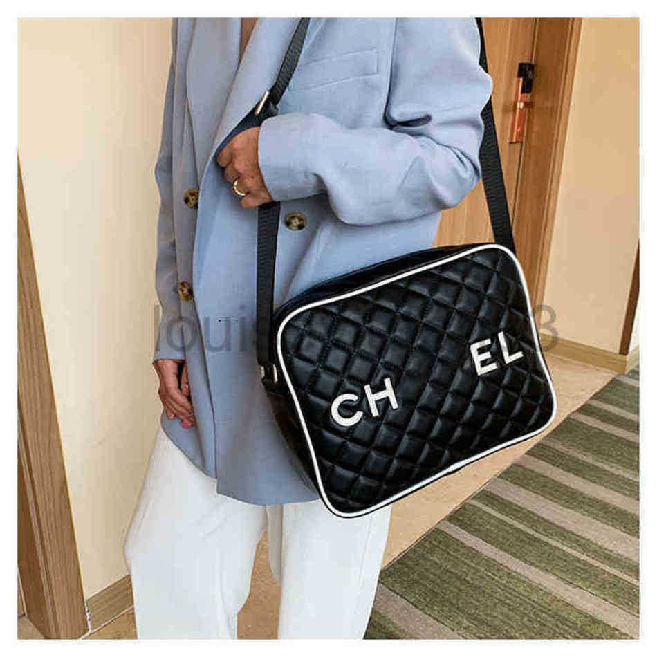 Designer Channel Bag Handbag Man Woman New Letter Large Capacity Lightweight Leisure Casual Fashion Messenger Shoulder Tote Bag L12.2IN W3.54IN H9.44IN, Black
Designer Channel Bag Handbag Man Woman New Letter Large Capacity Lightweight Leisure Casual Fashion Messenger Shoulder Tote Bag L12.2IN W3.54IN H9.44IN, Black