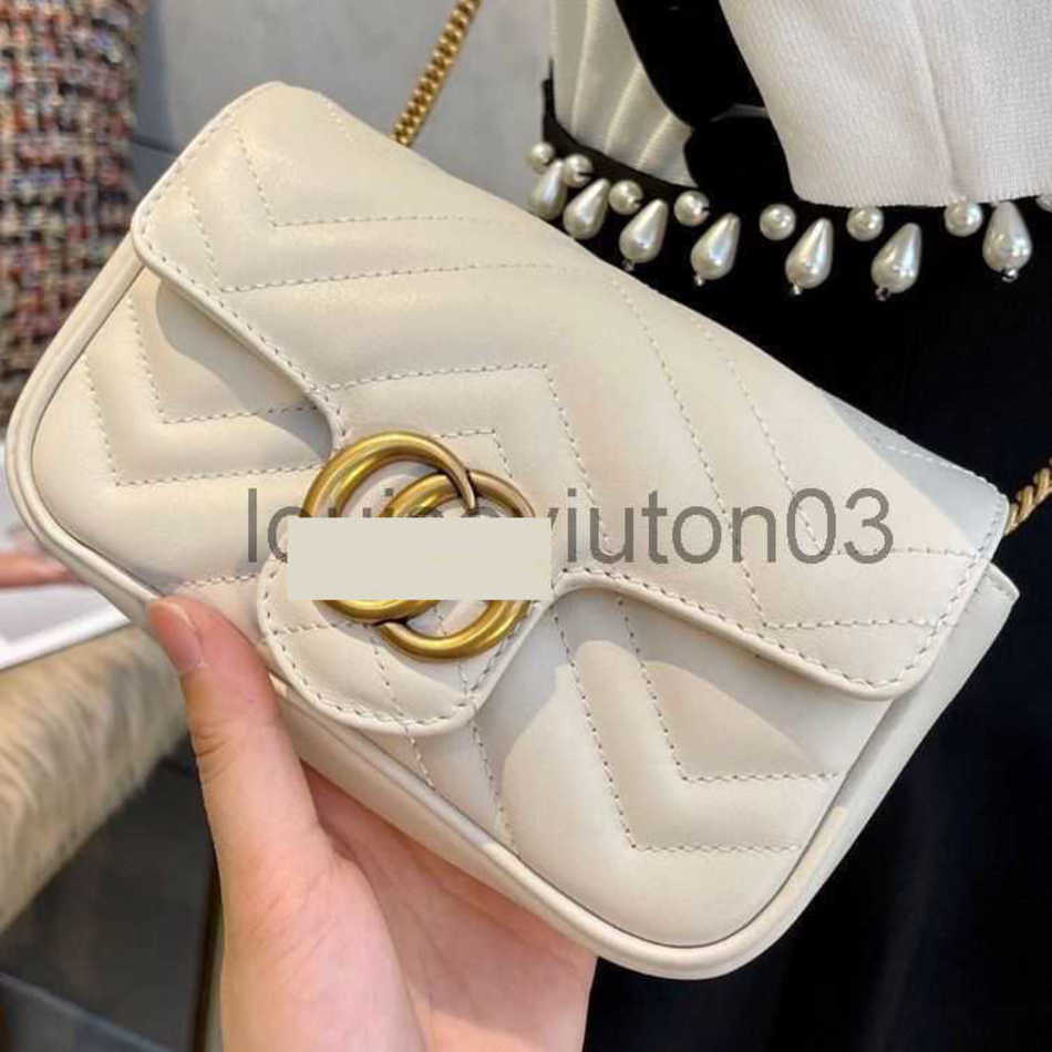 Designer GG CC Bag Tote Shoulder Handbag Casual Fashion Brands Luxurious Mens Womans New Chain Messenger Cross Commuter Versatile Bag With Brand Box, Black
Designer GG CC Bag Tote Shoulder Handbag Casual Fashion Brands Luxurious Mens Womans New Chain Messenger Cross Commuter Versatile Bag With Brand Box, Black