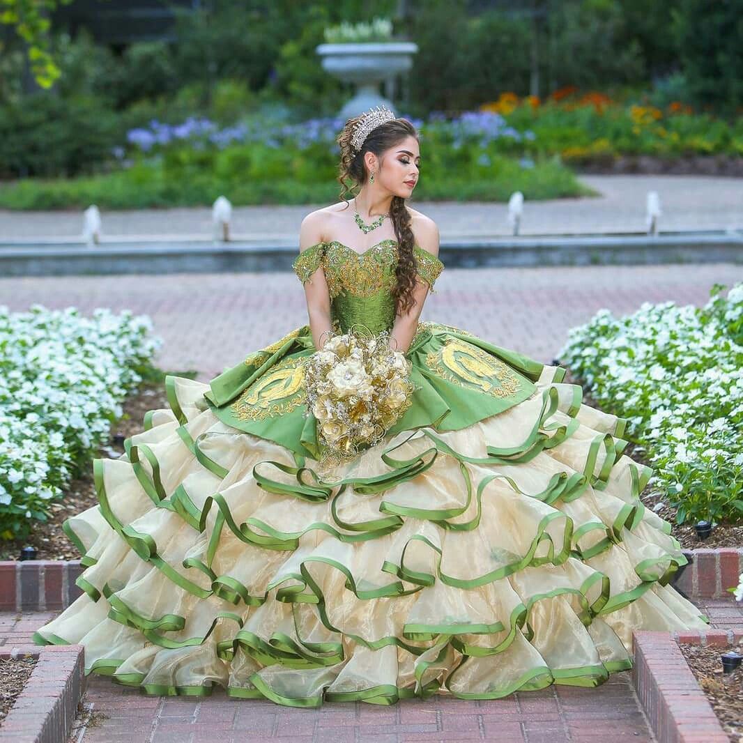 Olive Green Off Shoulder Ball Gown Quinceanera Dresses Mexico Embroidery Gold Lace Appliqued Piping Tiered Girl Birthday Party Prom Dress Traditional 