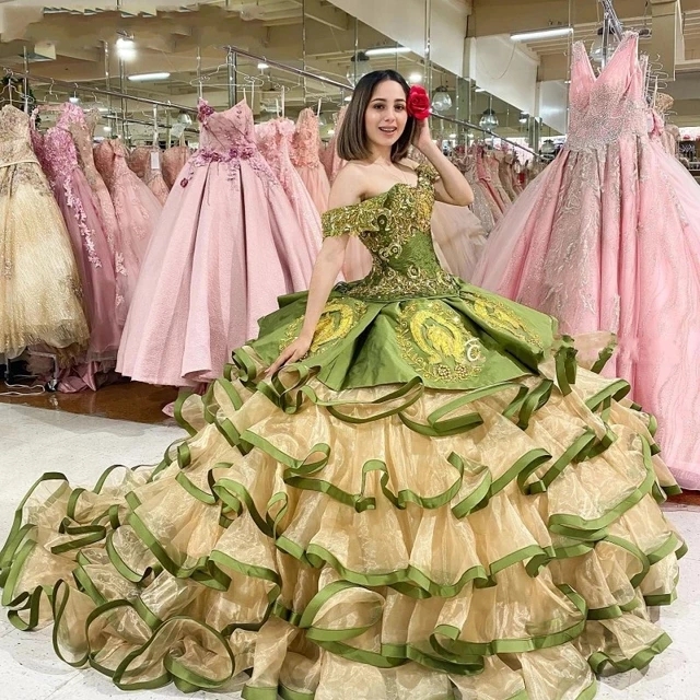 Olive Green Off Shoulder Ball Gown Quinceanera Dresses Mexico Embroidery Gold Lace Appliqued Piping Tiered Girl Birthday Party Prom Dress Traditional 