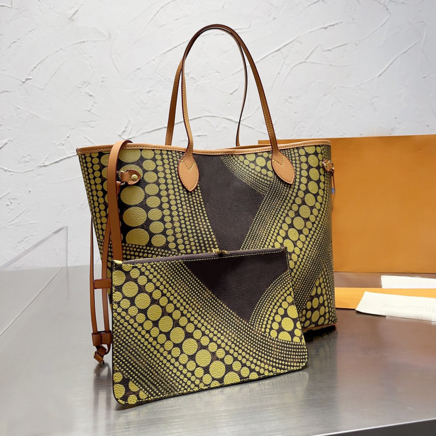 5A Designer Bag Famous Brand Top Personality Retro Fashion Womens Shopping Tote Large Capacity Handbag, Yellow
5A Designer Bag Famous Brand Top Personality Retro Fashion Womens Shopping Tote Large Capacity Handbag, Yellow