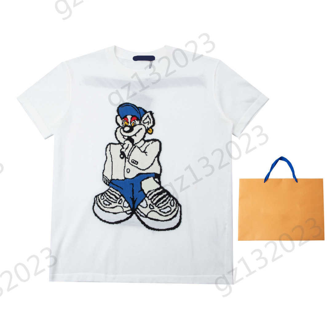 Womens T-shirts Cartoon Bear Embroidery Short Sleeve Pullover T-shirt Pure Cotton Fabric Round Neck Casual Tees Simple Joker Women Clothes
Womens T-shirts Cartoon Bear Embroidery Short Sleeve Pullover T-shirt Pure Cotton Fabric Round Neck Casual Tees Simple Joker Women Clothes