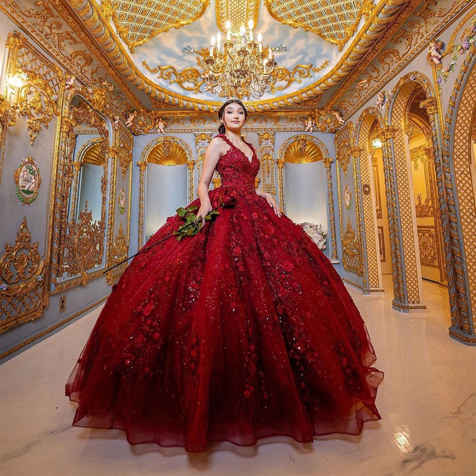 Glitter Wine Red Sleeveless V-Neck Quinceanera Dresses 3D Floral Applique Crystal Beaded Sequins Ball Girl Birthday Party Prom Dress Charro Sweet 15 d