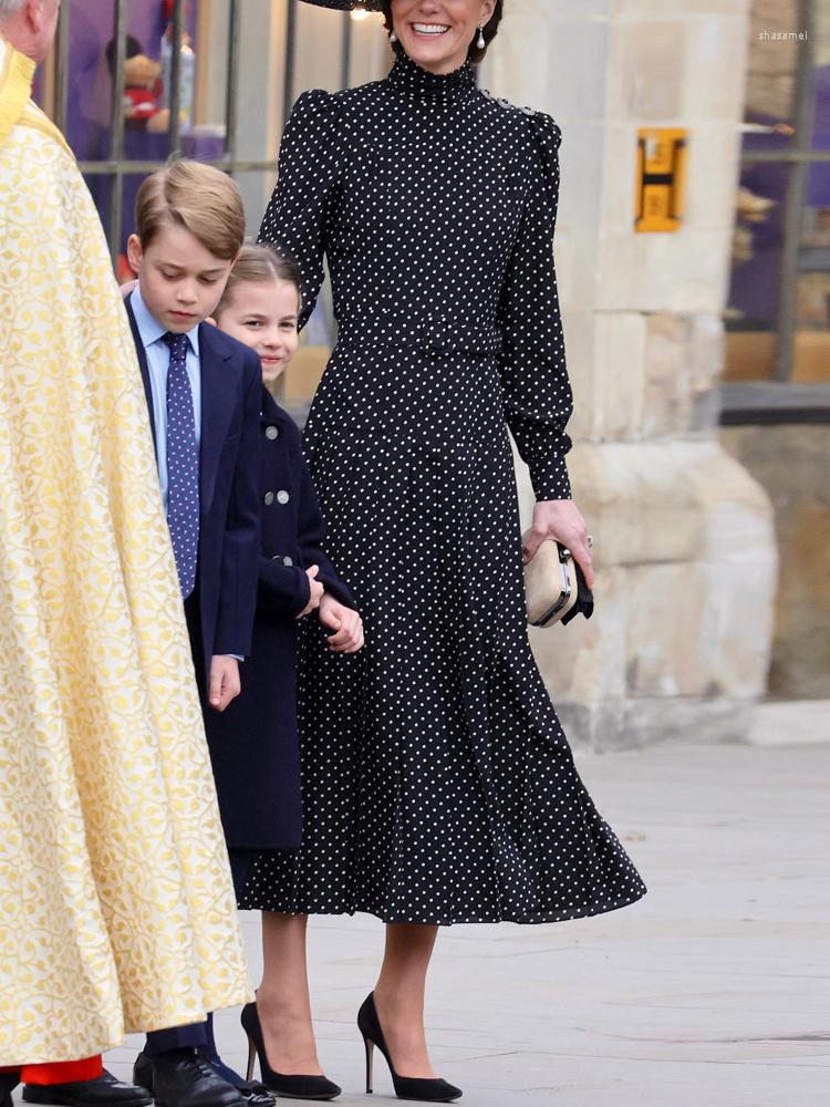 Casual Dresses Princess Kate Women Designer High Quality Spring Autumn Fashion Elegant Vintage Dot Pr
