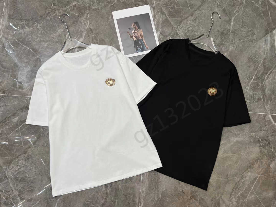 Womens T-shirts Brand Classic Logo Printing Short Sleeve Tees Off Shoulder Design Loose Pure Cotton Tops Fashion Designer Women Apparel 2 Colors
Womens T-shirts Brand Classic Logo Printing Short Sleeve Tees Off Shoulder Design Loose Pure Cotton Tops Fashion Designer Women Apparel 2 Colors