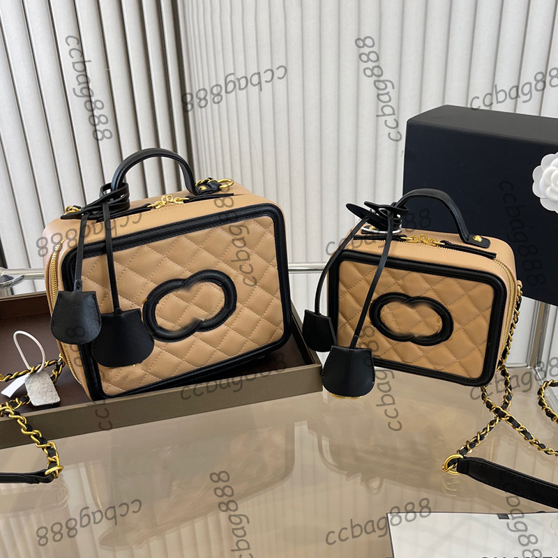 CC Bags Luxury Brand Cosmetic Bags & Cases Womens Caviar Leather Camera Vanity Box Bags Filigree Top Handle Totes Crossbody Shoulder Matelas, 16x12cm brown
CC Bags Luxury Brand Cosmetic Bags & Cases Womens Caviar Leather Camera Vanity Box Bags Filigree Top Handle Totes Crossbody Shoulder Matelas, 16x12cm brown