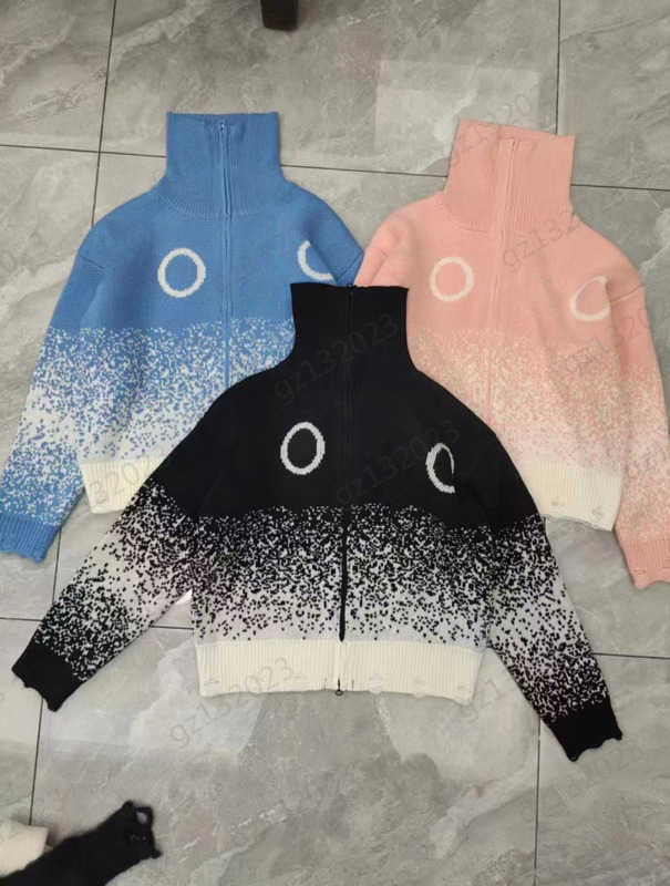 Cardigans Womens Sweaters Gradient Letter Printing High Neck Zipper Short Knitted Cardigan Slim Cut Long Sleeves Fashion Casual Knitwear Women Apparel 1970, 21
Cardigans Womens Sweaters Gradient Letter Printing High Neck Zipper Short Knitted Cardigan Slim Cut Long Sleeves Fashion Casual Knitwear Women Apparel 1970, 21