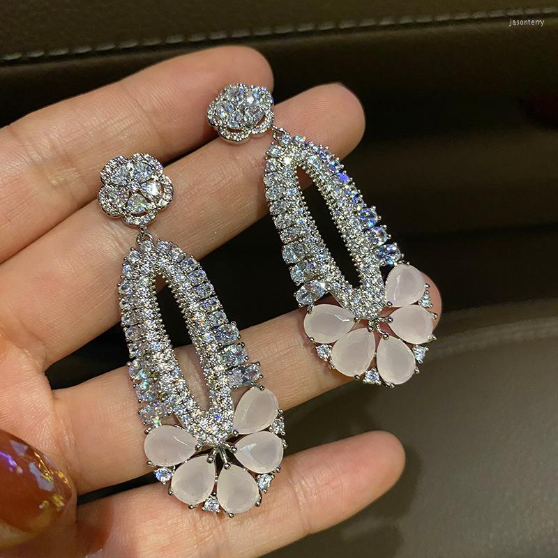 Hoop Earrings Luxury Jewelry Woman Pink Stone Flower Square Pendant 2022 Birthday Gift Dinner Accessories Wedding
Hoop Earrings Luxury Jewelry Woman Pink Stone Flower Square Pendant 2022 Birthday Gift Dinner Accessories Wedding