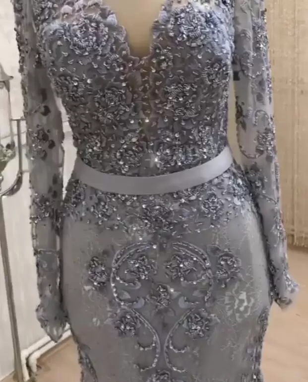 Elegant Grey Lace Mermaid Evening Dresses Long Sleeves Sequins Beaded Crew Neck Formal Party Gowns Arabic Dubai Muslim Prom Event Dress Vestido Custom