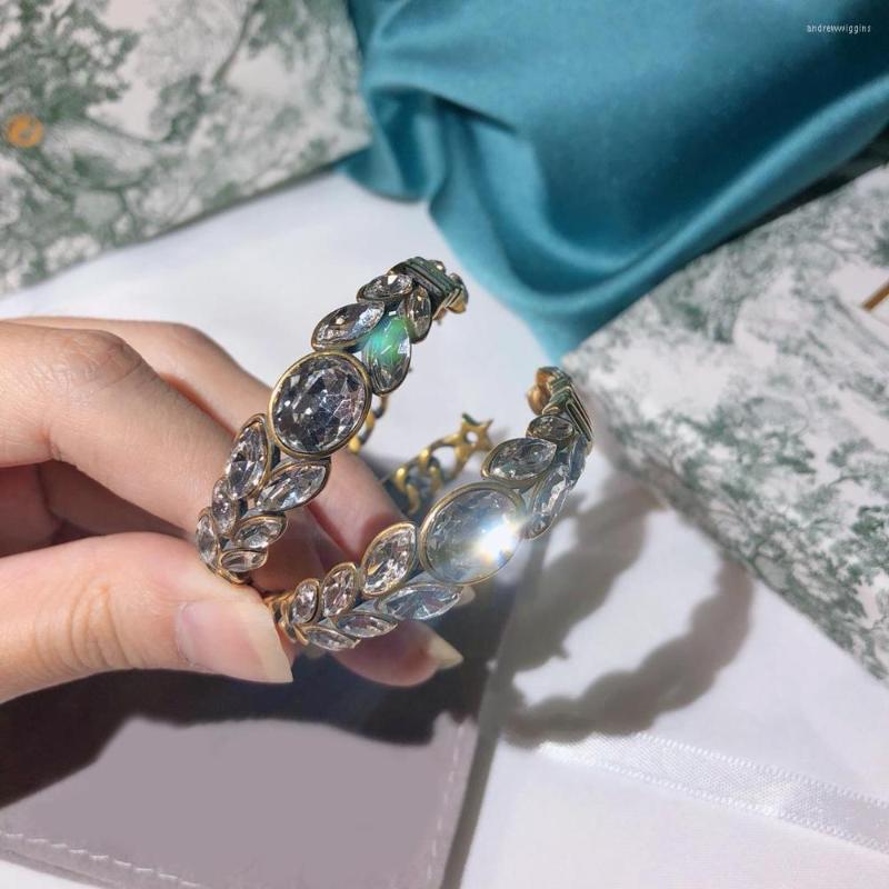 Hoop Earrings Fashion Luxury Crystal Baguette For Women Jewelry Wedding Brincos Party Earring Wholesale E-679
Hoop Earrings Fashion Luxury Crystal Baguette For Women Jewelry Wedding Brincos Party Earring Wholesale E-679