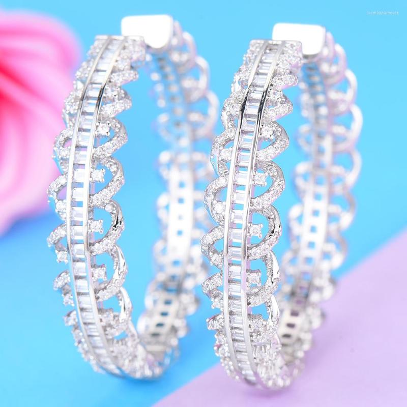 Hoop Earrings LARRAURI Luxury Iregular Geometry Circle Trendy Cubic Zirconia Women Wedding Party Earring High Jewelry Addiction
Hoop Earrings LARRAURI Luxury Iregular Geometry Circle Trendy Cubic Zirconia Women Wedding Party Earring High Jewelry Addiction