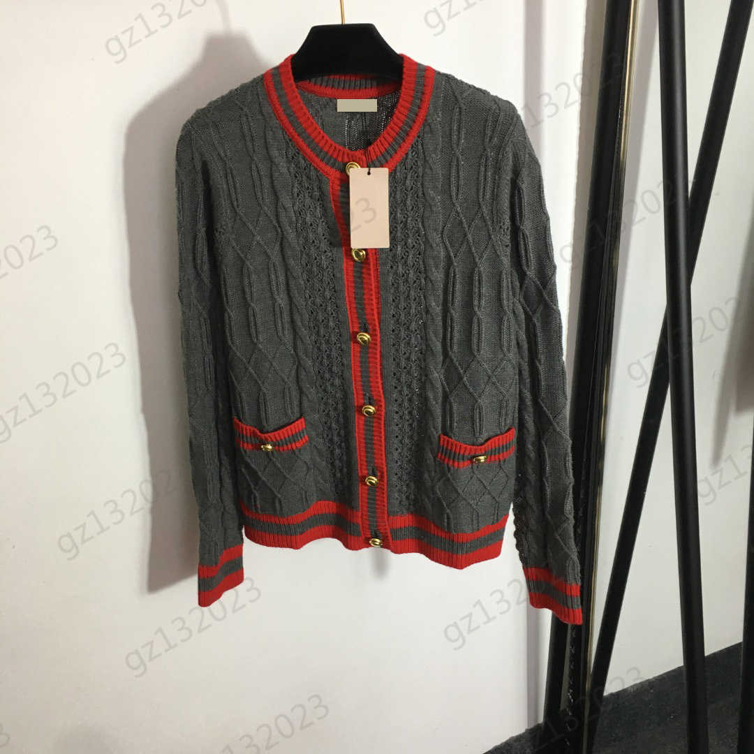 Cardigans Womens Sweaters Contrasting Color Striped Bag Edge Crewneck Long Sleeves Knitted Cardigan Button Open Simple Joker Warm Knitwear Women Clothes
Cardigans Womens Sweaters Contrasting Color Striped Bag Edge Crewneck Long Sleeves Knitted Cardigan Button Open Simple Joker Warm Knitwear Women Clothes