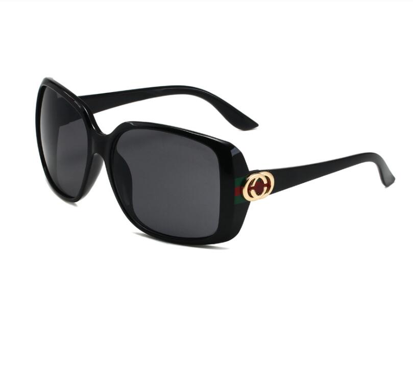 Fashion brand Retro Sunglasses for Women Designer Sunglasses for Women Beach UV Protection Glasses 3166. Two box options
Fashion brand Retro Sunglasses for Women Designer Sunglasses for Women Beach UV Protection Glasses 3166. Two box options