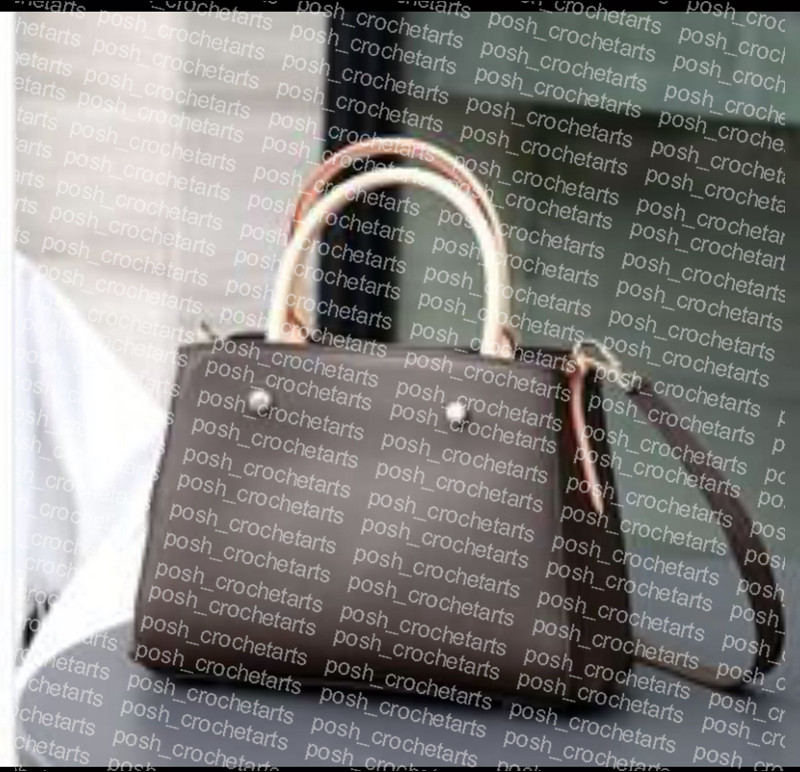 Coated Canvas totes Women's Handbag With Shoulder Strap Quality handbag Purses for Sales, Brown flower
Coated Canvas totes Women's Handbag With Shoulder Strap Quality handbag Purses for Sales, Brown flower